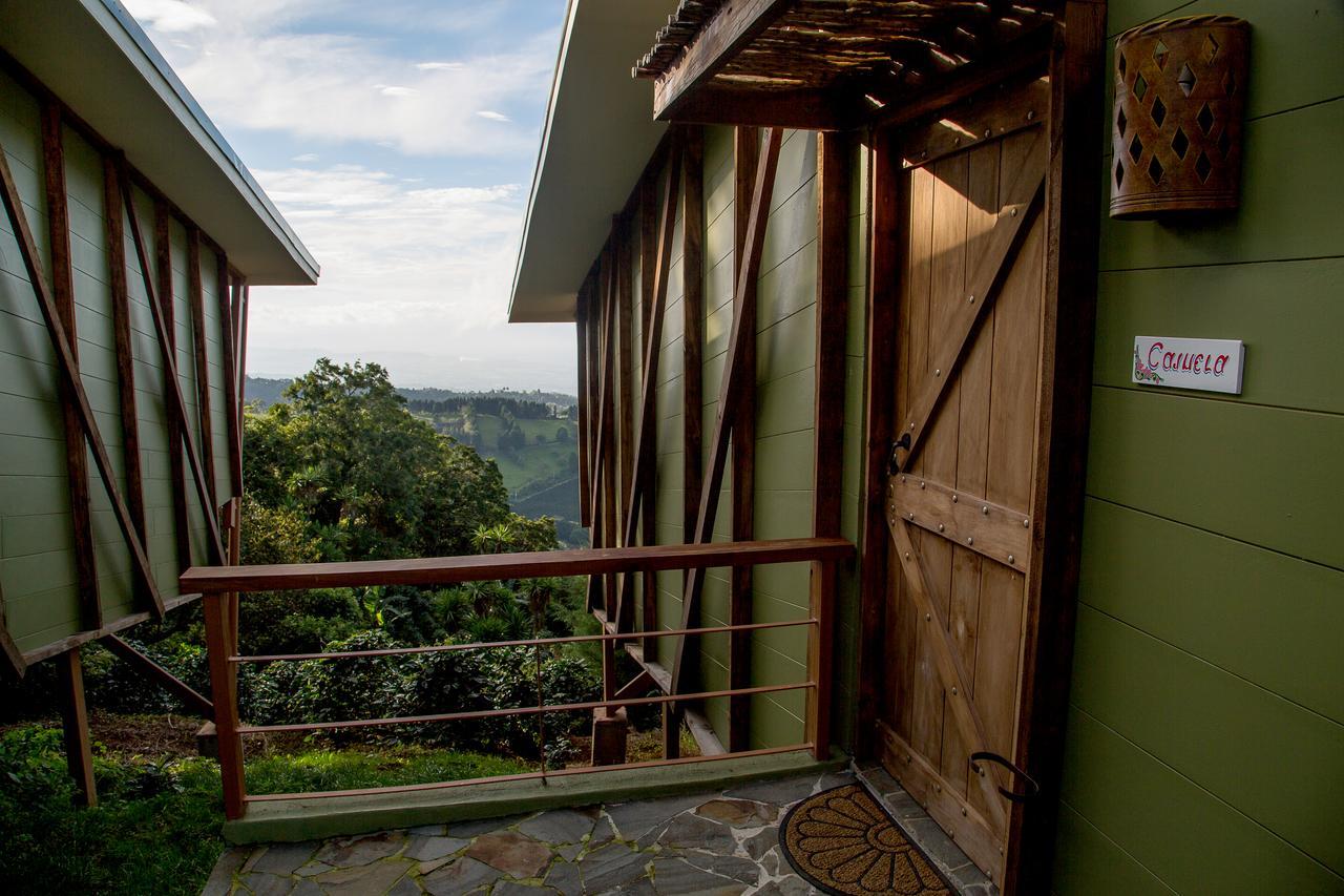 Chayote Lodge Zarcero Kültér fotó